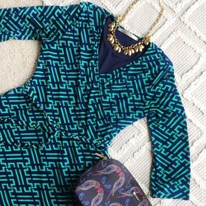 41 Hawthorn Faux Wrap Dress Medium